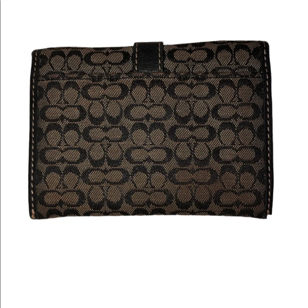 Small Coach Wallet - Picture 2 of 3